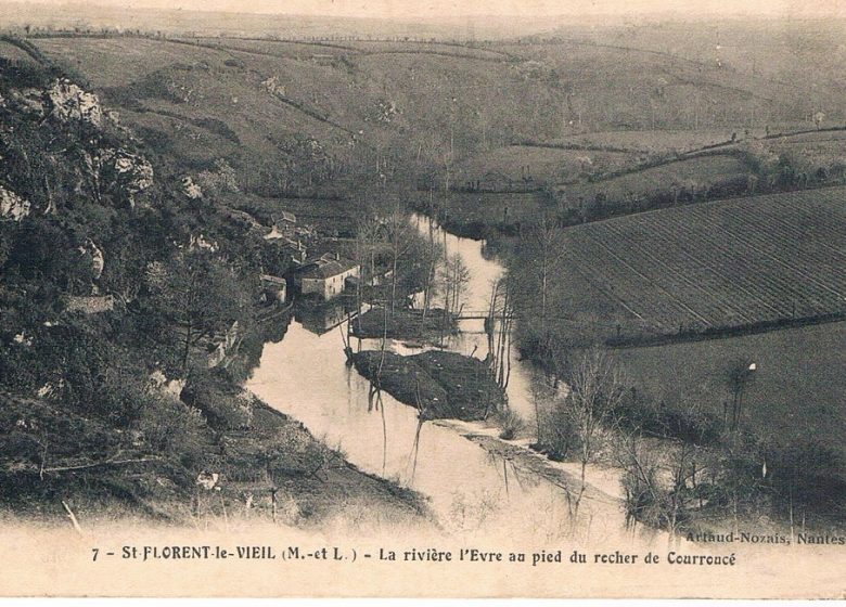 Déambulation dans le village meunier de Courossé