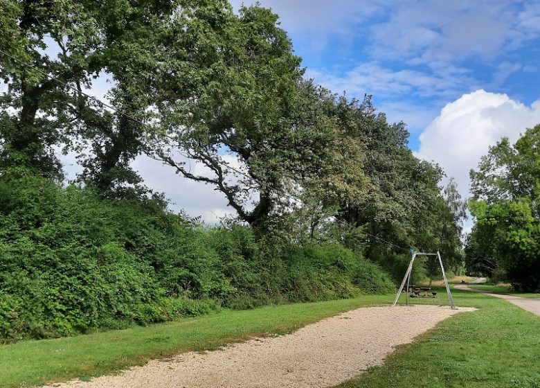 Aire de pique nique de l’Etang de la Croix Verte