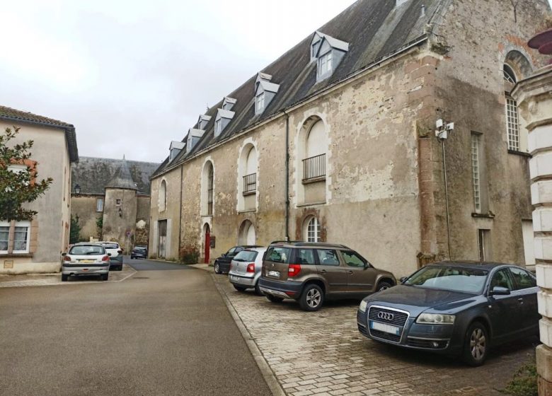 PANNEAU PATRIMOINE VALLÉE DE L’EVRE : CENTRE HISTORIQUE DE BEAUPRÉAU